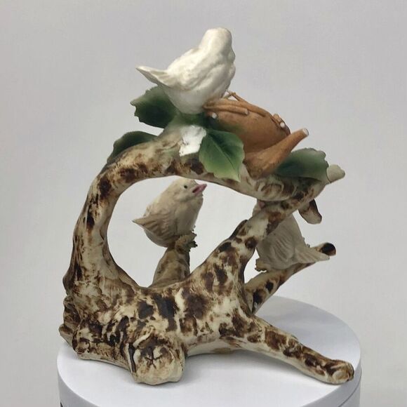 Capodimonte Italy Porcelain Mama Bird & Baby Birds Just Hatched Figurine 1980s - Picture 12 of 16